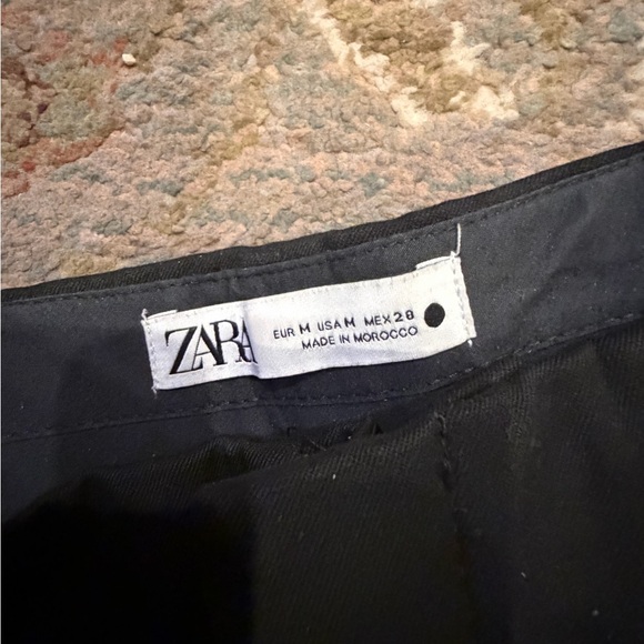 Zara Black Ankle & Cropped Pants - Picture 2 of 6